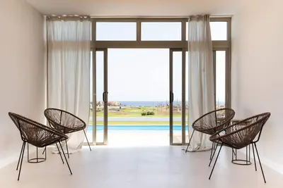Image de Amazing home in Antigua with private swimming pool, can be inside or outside