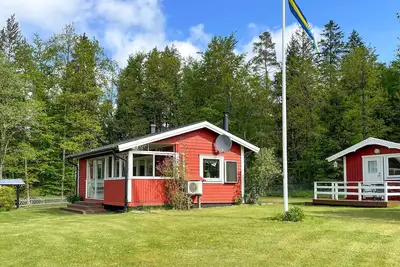 Image de Awesome home in Kungsäter with lake view