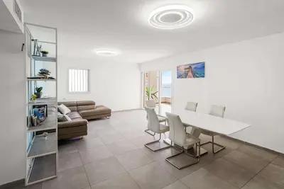 Image de Superbe appartement avec vue mer et terrasse - Isrentals