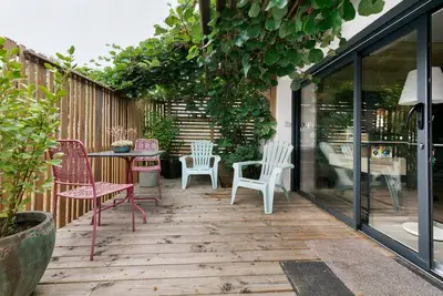 Image de Maison « Gîte Mimosas » avec terrasse et Wi-Fi