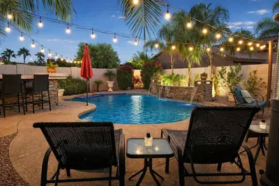 Image de 3br Private Pool Home, Sleeps 10, Near Goodyear Ballpark