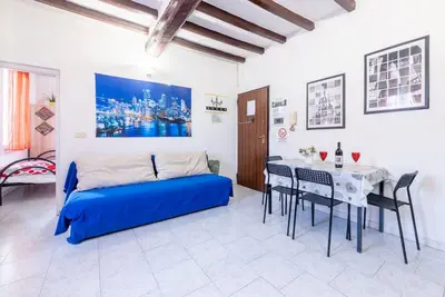 Image de GuestHost - Cozy Apartment near Lanfranchi Stadium