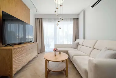 Image de Modern Apartment with a Balcony | Workspace, Parking