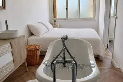 Image de Appartement 2-pièce romantique et vintage proche de Paris