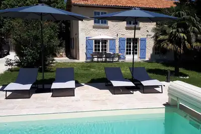 Image de Charming holiday house with stunning view and heated swimming pool.
