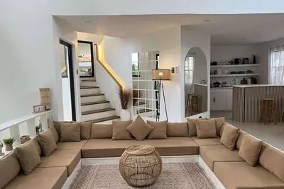 Image de Private Pool Villa close to beach and airport