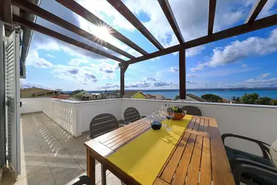 Image de Apartment Simaruna with Sea View