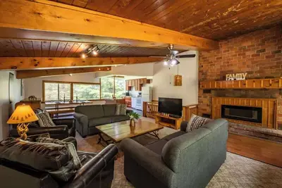 Image de Blue Mountain Cottage, Private Beach Access, Bbq