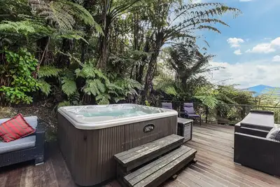 Image de Champagne Tui - Moetapu Bay Holiday Home