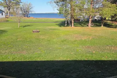 Image de 3-bedroom cabin in amazing Bayfield with access to private beach