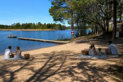 Image de Cozy 1-bedroom house 25 kms from Uppsala with Ac