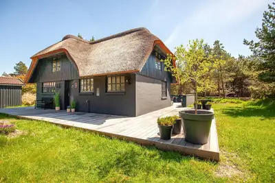 Image de Lovely home in Blåvand with WiFi