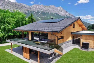 Image de Lodge de luxe avec sauna entre stations de ski