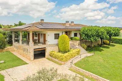 Image de Majordoms Vila – Casa Rural à Cornellà del Terri