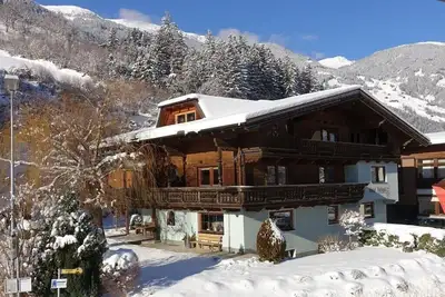 Image de Appartement avec piscine à Hippach