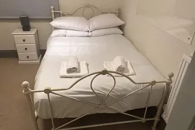Image de Large 8 Bedroom Budget Apartment in Headingley