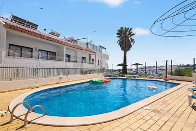 Image de Appartement 'Jc Mar Lll - 2 min de la plage' avec vue mer, Wi-Fi et climatisation
