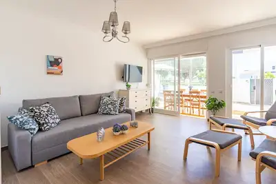 Image de Appartement avec grande terrasse à 5 min de la plage