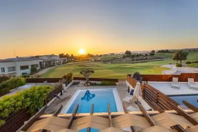 Image de Hg07 Adjacent to Aphrodite Hill - Pool & Terrace