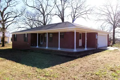 Image de Peaceful Retreat with Expansive Yards & Cozy Outdoor Spaces in Alexander, Arkansas