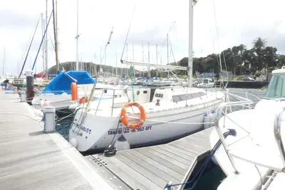 Image de Sailboat Tantomar, moored at Horta Marina, Faial Island, Azores