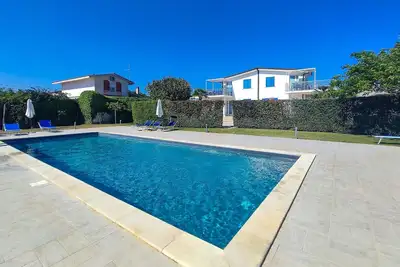 Image de Cozy apartment in Reitani with swimming pool