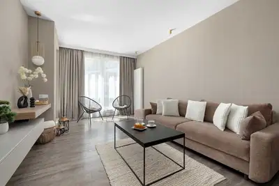 Image de Modern Apartment with a Balcony | Pool, Spa, Gym