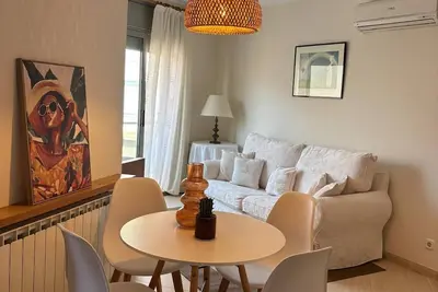 Image de Beautiful Apartment with Parking 350m from the beach