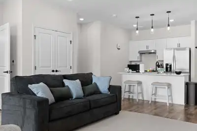 Image de Chattanooga Getaway-Sleek 2br at The Poplin