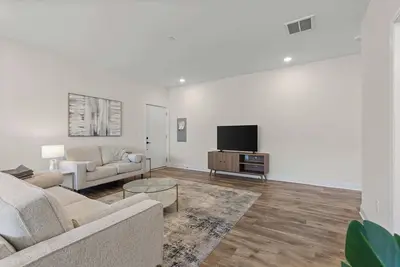 Image de Southside Chattanooga - Chic 2br at The Poplin