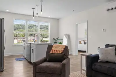 Image de 2br Gem in Chattanooga Southside at the Poplin