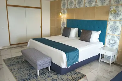 Image de Everything You Need For The Perfect Vacation! Beachfront Property, Pool!