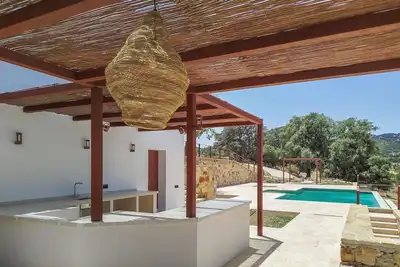 Image de Cozy home in Algatocin with private swimming pool, can be inside or outside