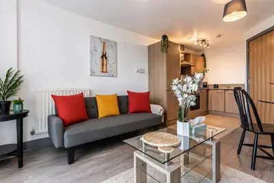 Image de Stylish  Apt  Near Bullring  & Private Balcony