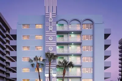 Image de 2-Bedroom Partial Ocean View Condo in serene Surfside, Fl / Miami Beach, cool Ac