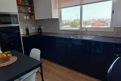 Image de Exclusive 5 Bedroom Apartment next to the Malvarrosa beach in Valencia