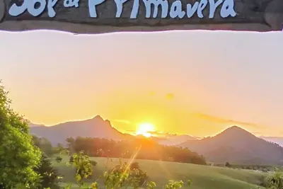 Image de Chácara Sol de Primavera - Near Setiba in Guarapari and surrounded by nature.