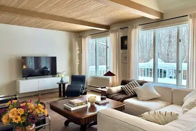 Image de Green Mountain Sanctuary · An Artful Vermont Home