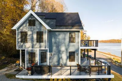 Image de Wake-up to Hudson River Sunrises- Historic Riverfront Retreat.