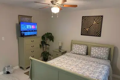 Image de Cozy 1-bedroom house in fantastic Cocoa with air conditioning
