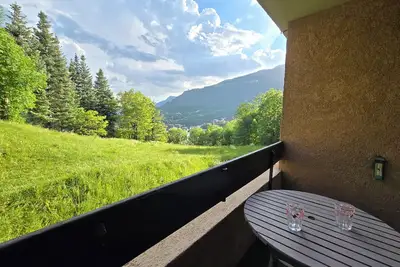 Image de Appartement plein sud montagne: été/hiver idéal vélo, escalade, randonnée et ski