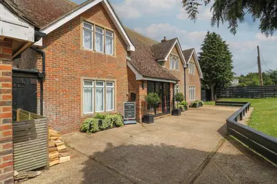 Image de Denmark House, pet friendly, luxury holiday cottage in Chatham, Kent