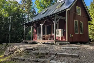 Image de Private waterfront cabin with 4 acres on Egg Pond - Lincoln