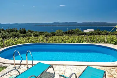 Image de Beautiful home in Bol