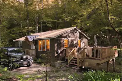 Image de Renovated Cabin • Scenic Route 100 • Near Killington, Okemo & Woodstock
