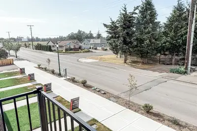 Image de New Sequim Condo Near Olympic Discovery Trail, Golf & Lavender Farms