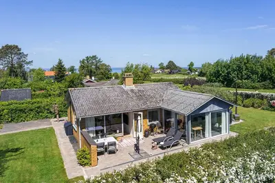 Image de 2 bedroom lovely home in Bogense