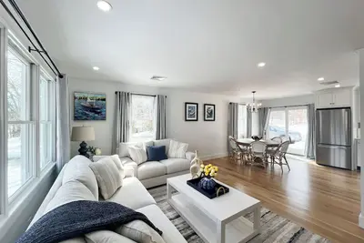 Image de Newly Renovated 3 Bedroom Home in Edgartown
