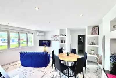 Image de T3 Moderne - Clim - Parking privé - 4 couchages