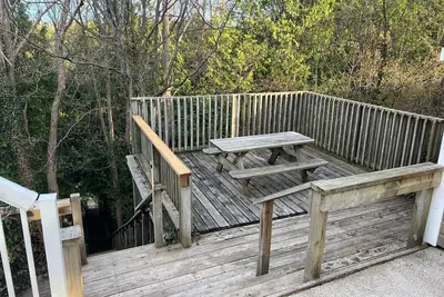 Image de Waterfront Forest Escape in Southampton w/ Stunning Nature Views!